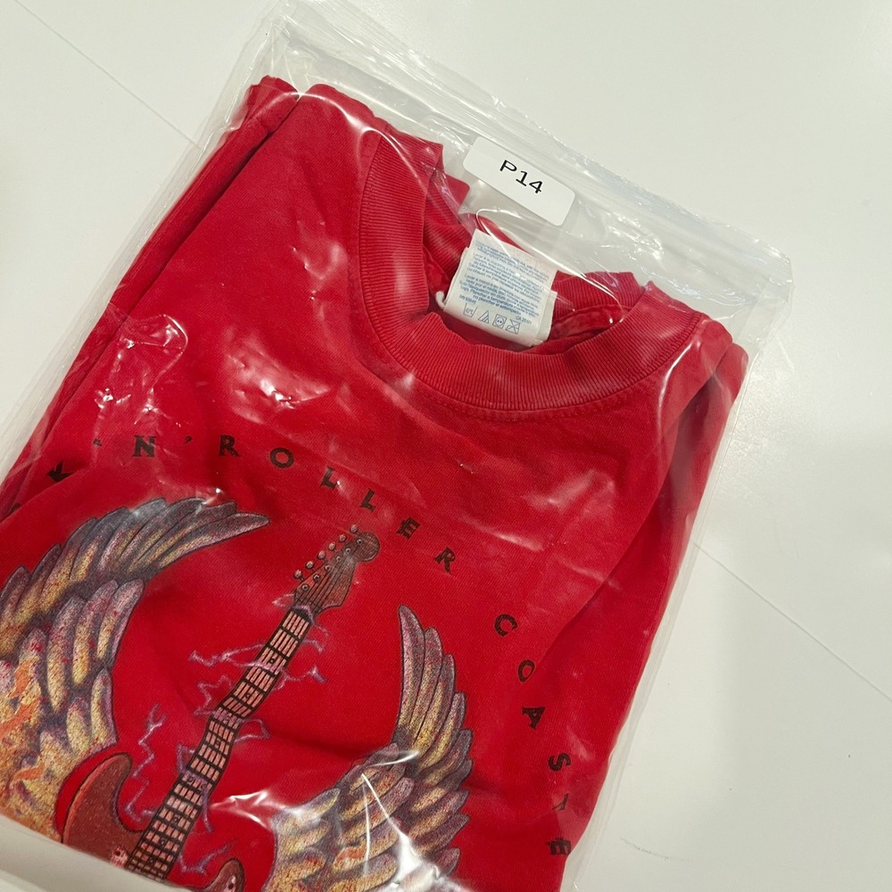 Vintage Disney Rock n Roller Coaster Red Graphic Tee Y2K Angel Wings Kids Large - Picture 12 of 12